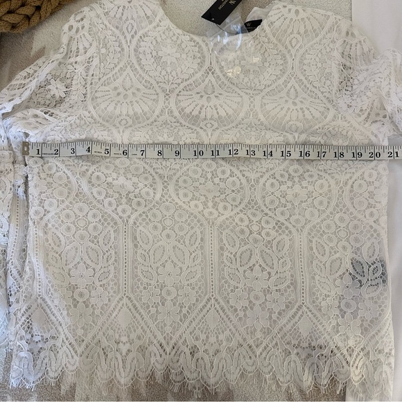 Worthington Drapey White Lined Lace Top with 3/4 Bell Sleeves, Medium - Picture 5 of 10
